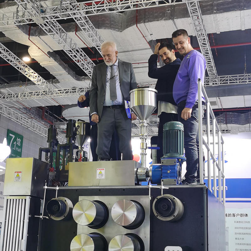 ماشین ریسندگی مذاب پایلوت ممتاز